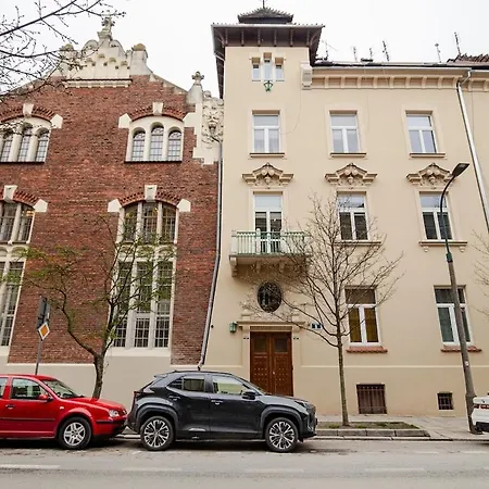 Vanity Boutique Old Town Noise Free Apartman
